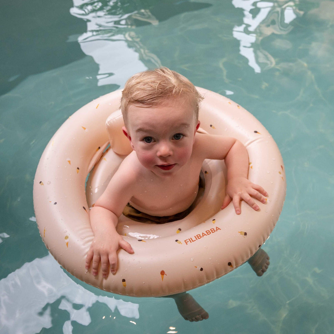 Wellness a babával, babával a strandon - elengedhetetlen kiegészítők